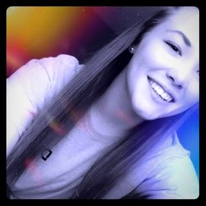 Meet your Posher, Amberley